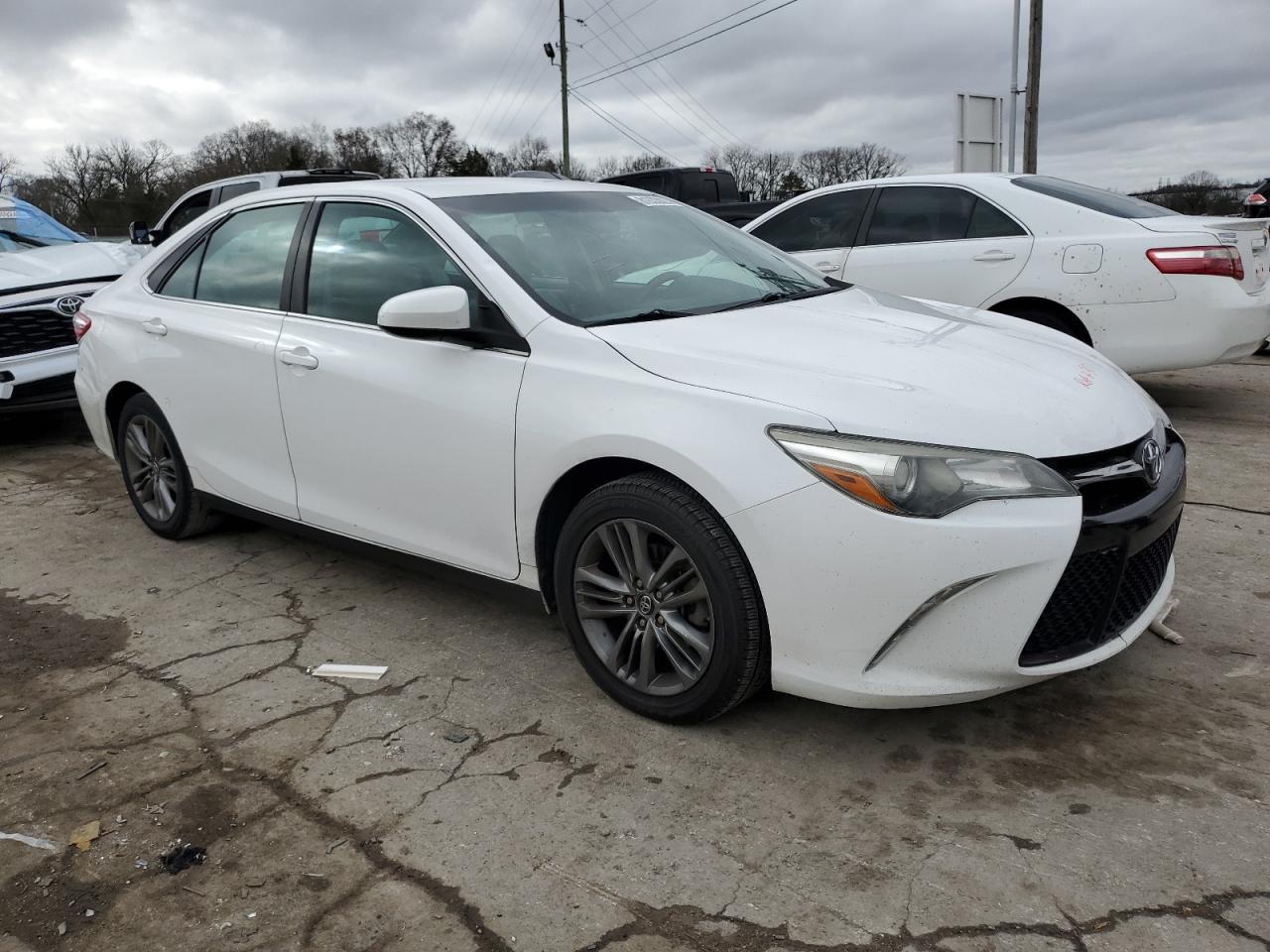 2016 TOYOTA CAMRY LE - Фото 4