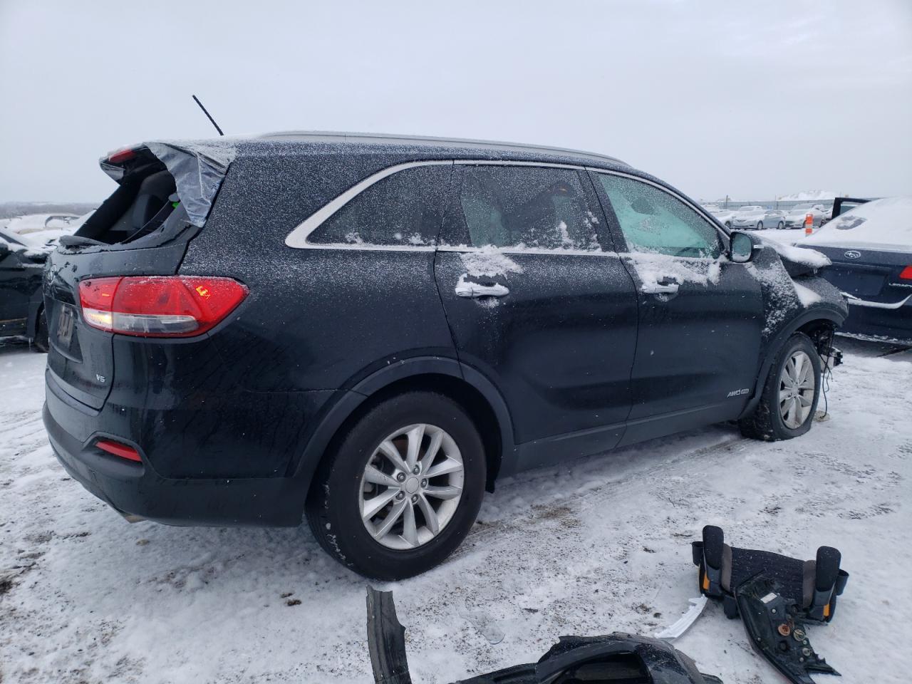 2017 KIA SORENTO LX - Image 3