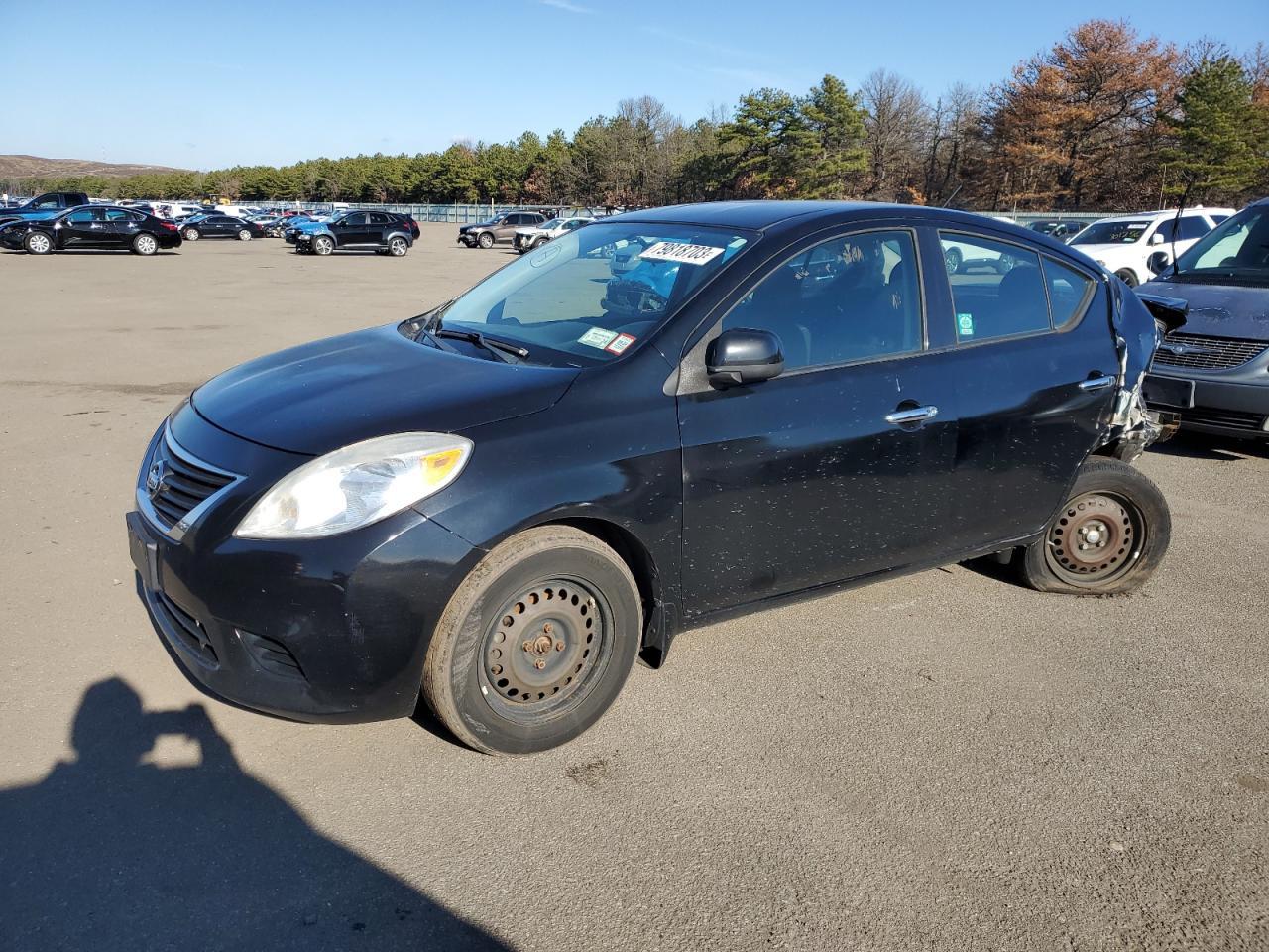 2014 NISSAN VERSA S