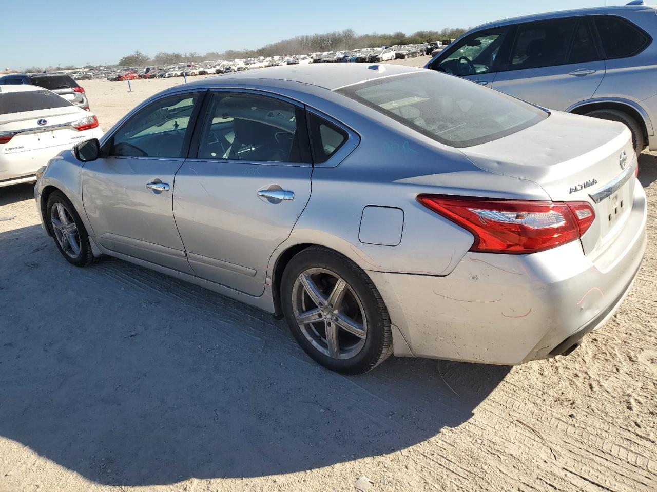 2016 NISSAN ALTIMA 2.5 - Фото 2