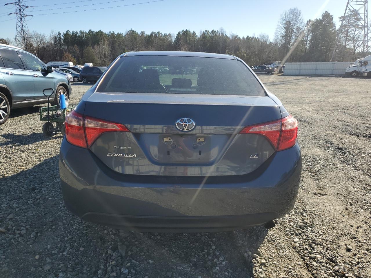 2018 TOYOTA COROLLA L - Фото 6