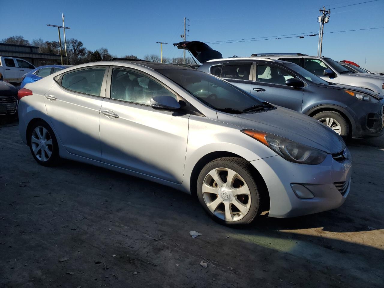 2011 HYUNDAI ELANTRA GL - Image 4