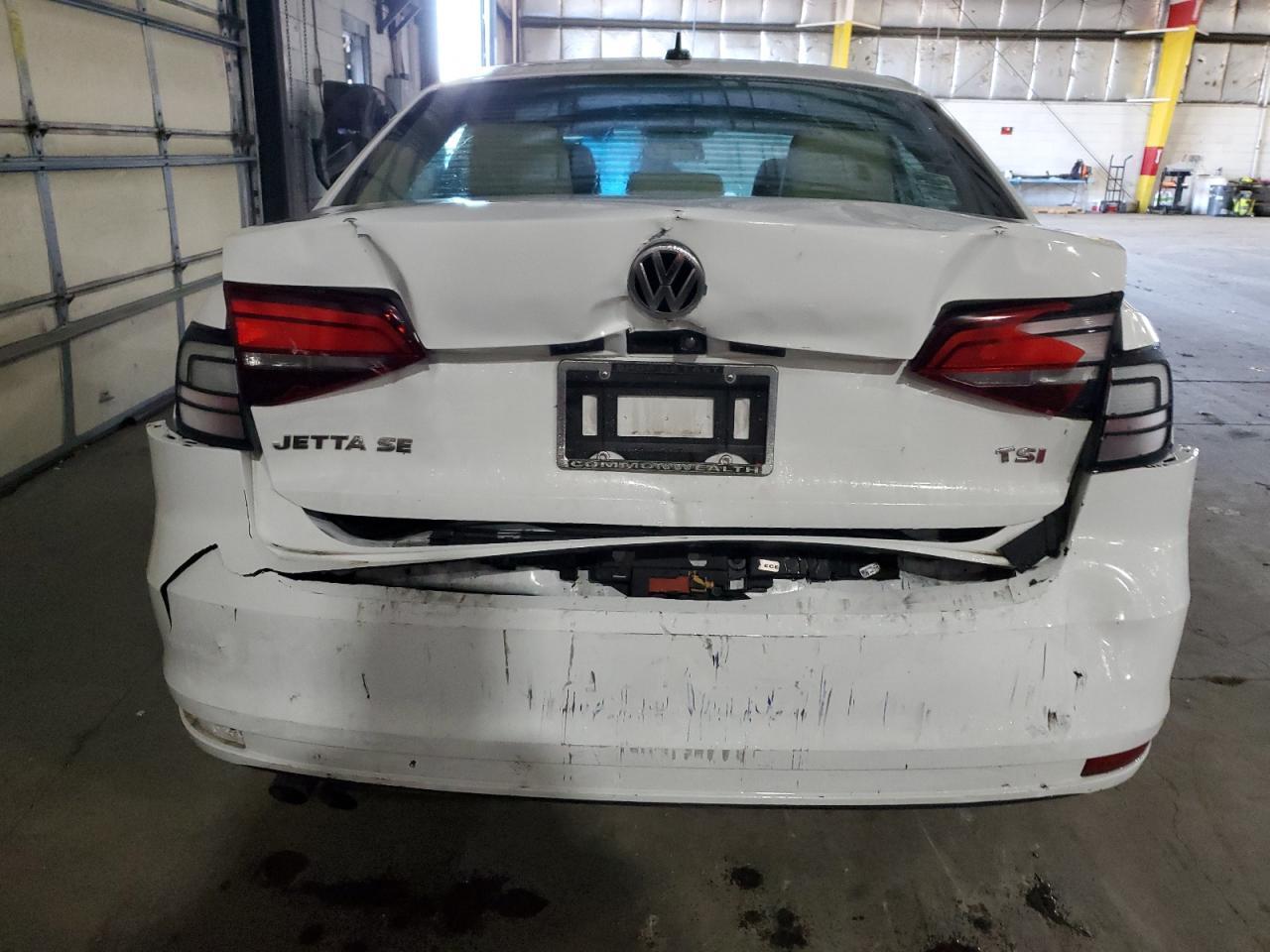 2017 VOLKSWAGEN JETTA SE - Image 6