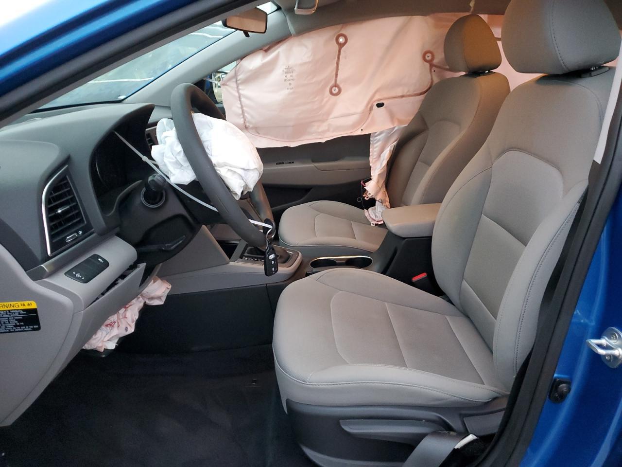 2018 HYUNDAI ELANTRA SE - Image 7