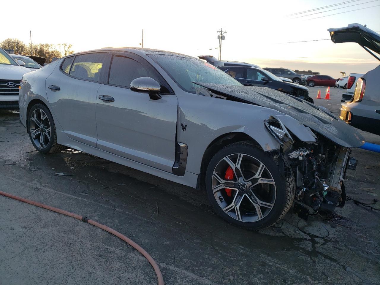 2019 KIA STINGER GT - Фото 4