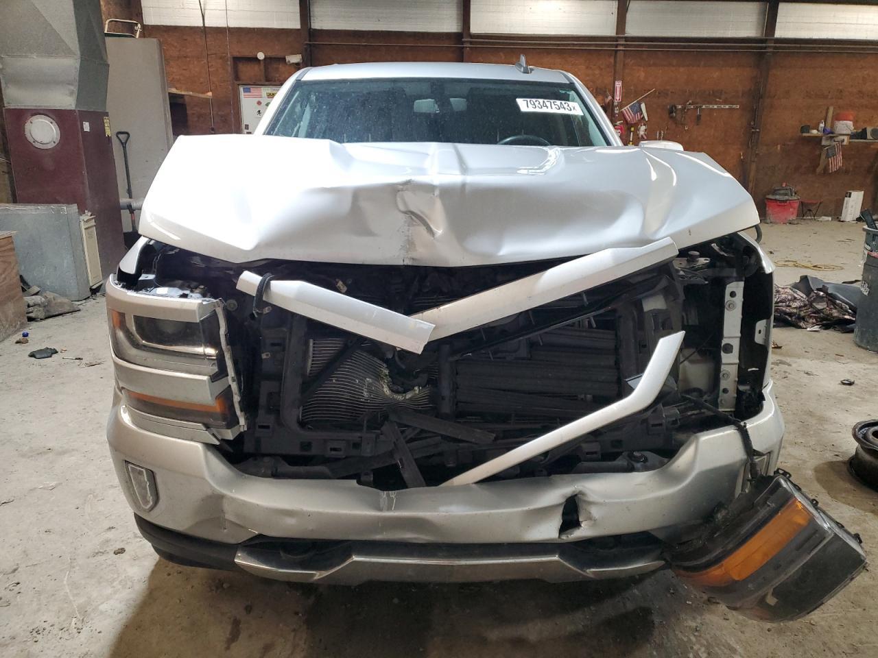 2017 CHEVROLET SILVERADO - Фото 5