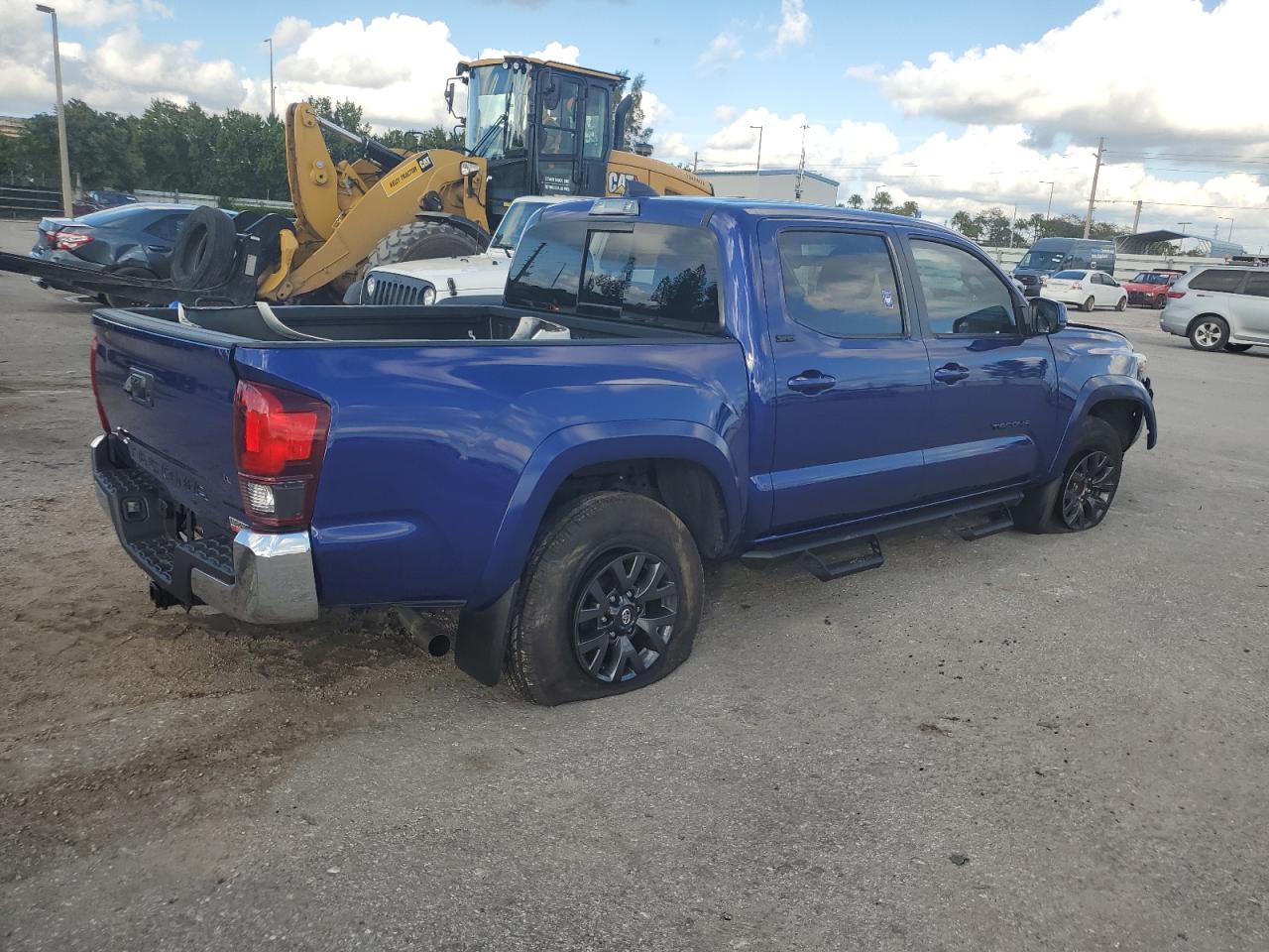 2023 TOYOTA TACOMA DOU - Фото 3