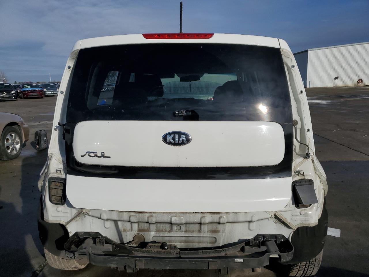 2017 KIA SOUL - Image 6