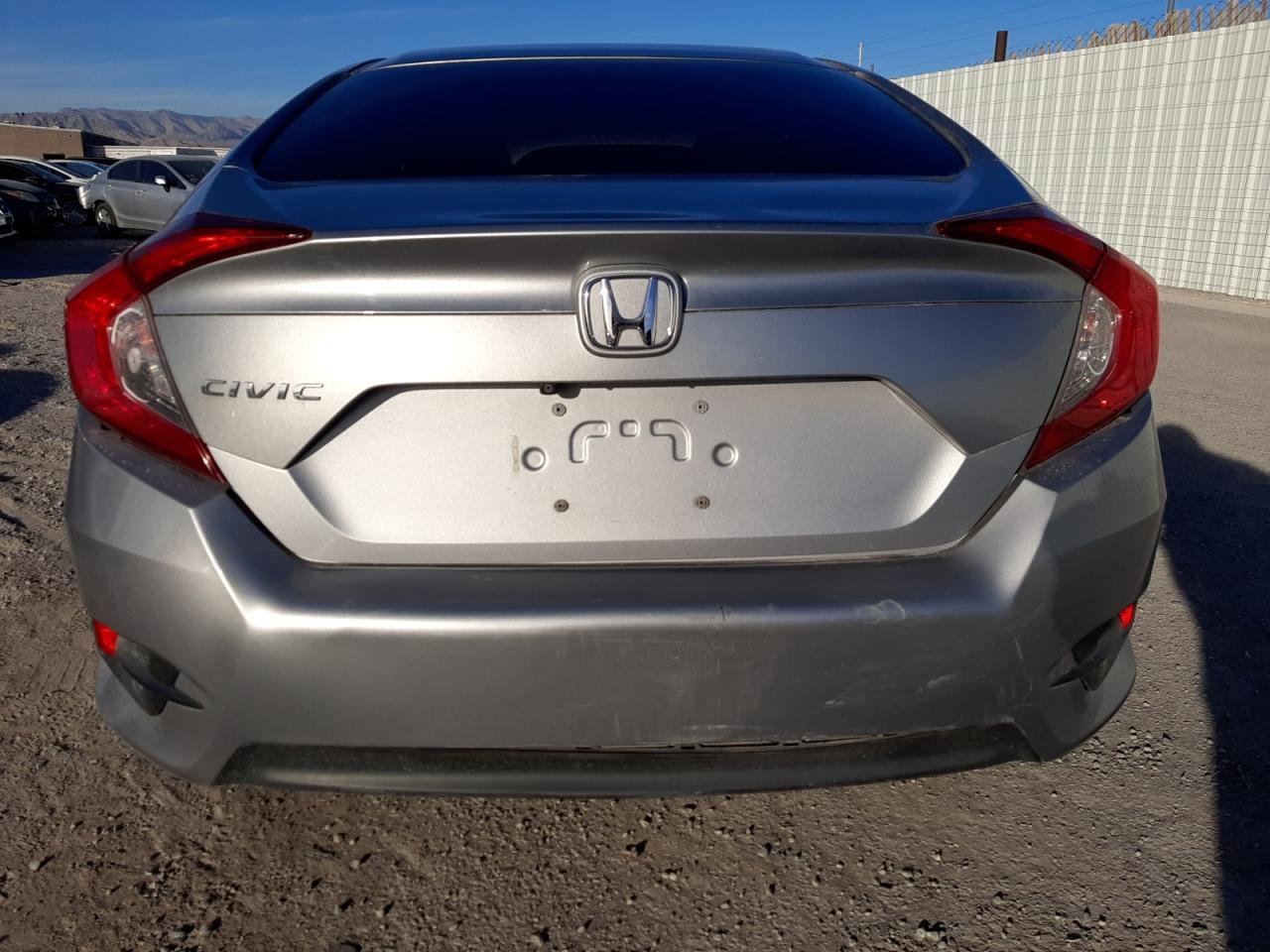 2016 HONDA CIVIC LX - Фото 6