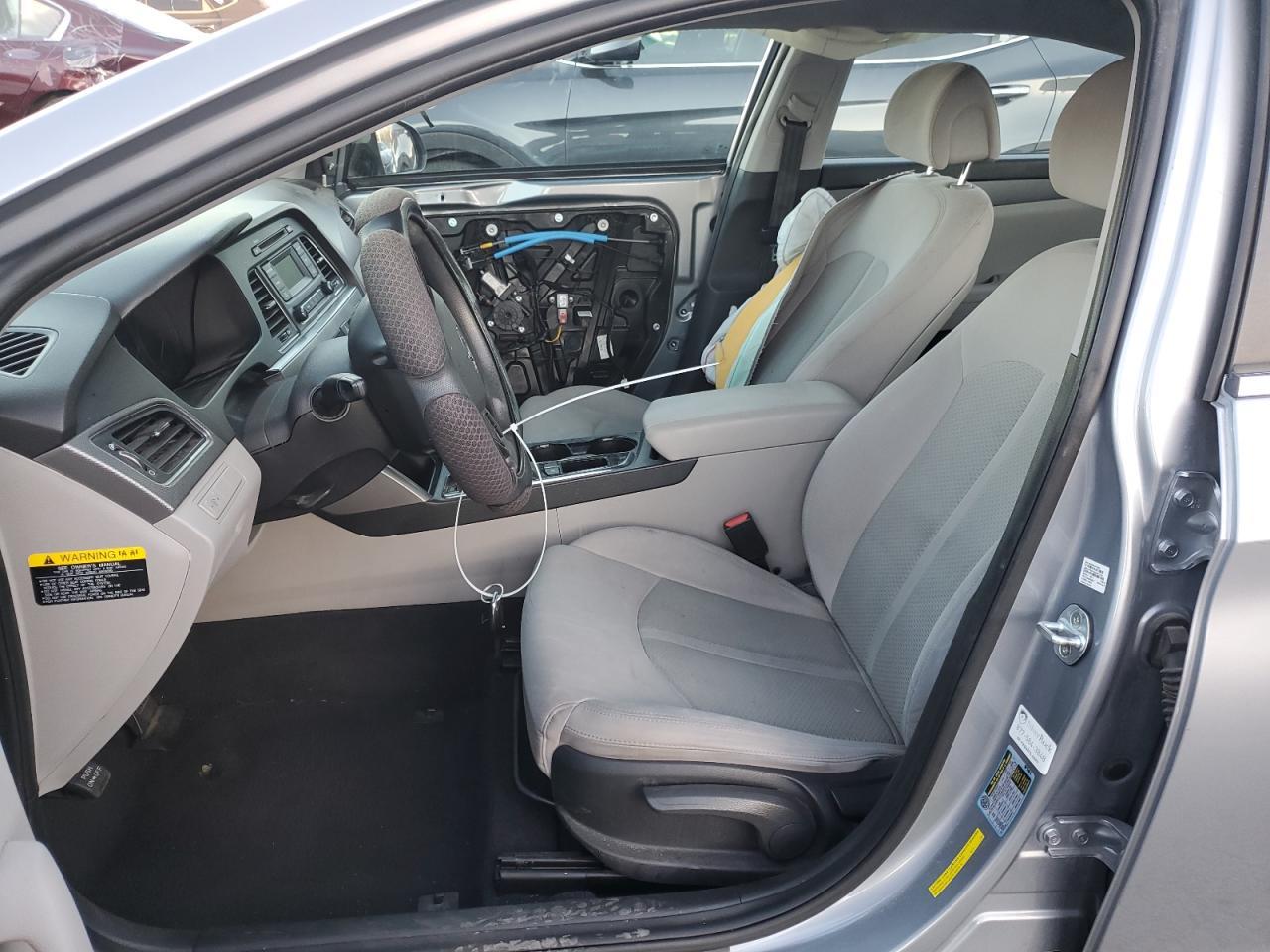 2017 HYUNDAI SONATA SE - Фото 7