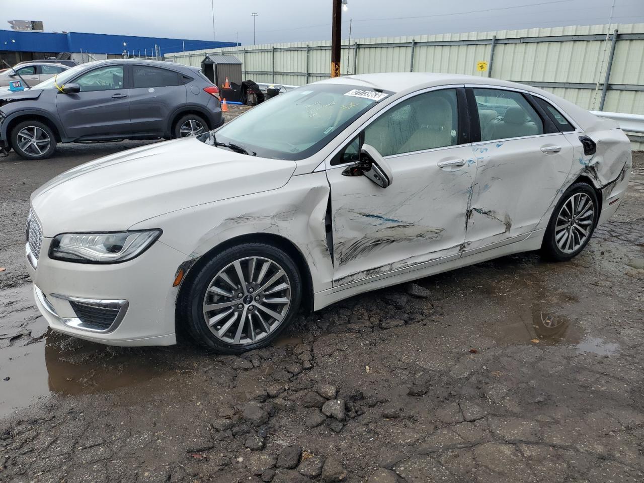 2019 LINCOLN MKZ RESERV car image