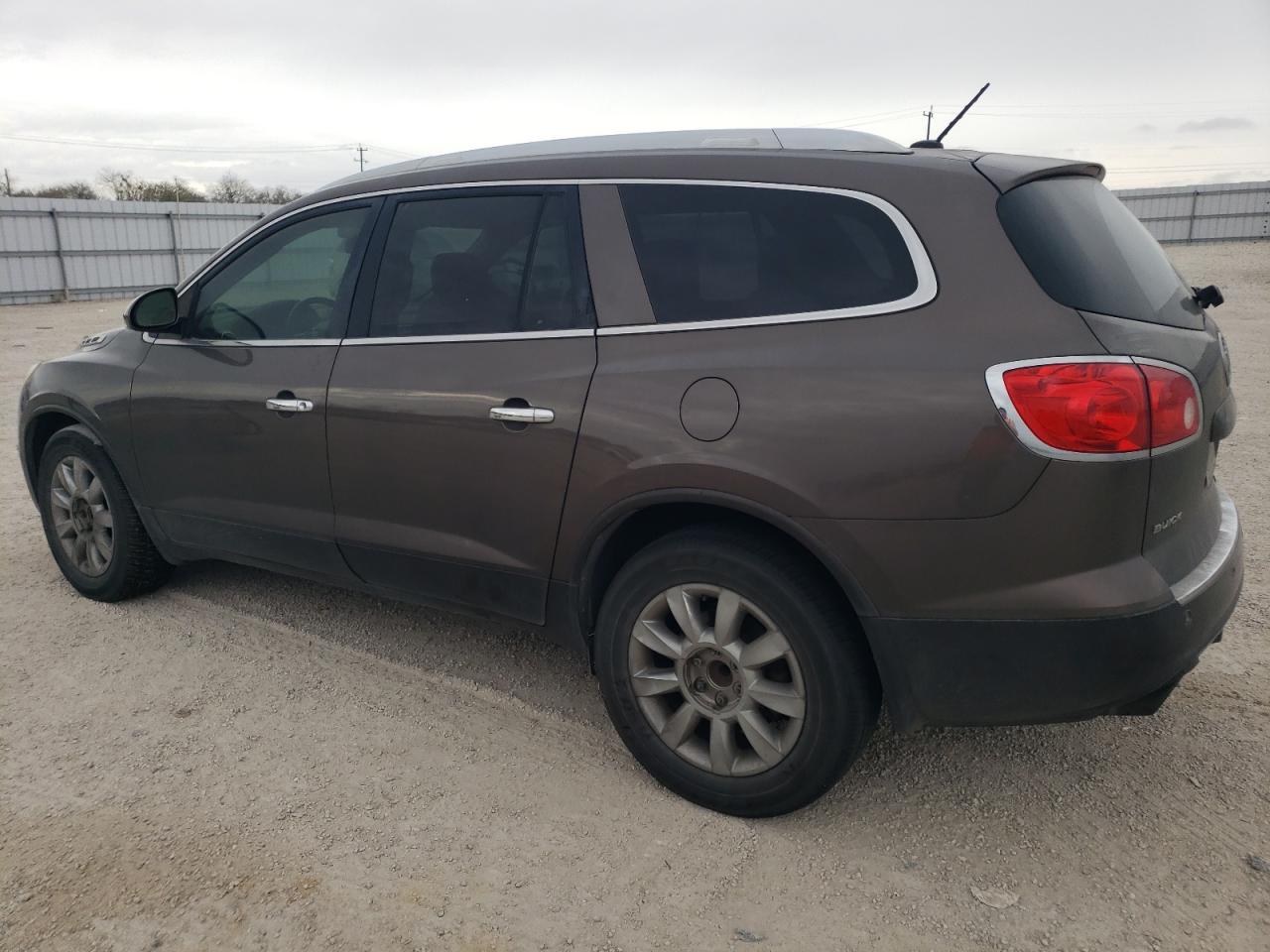 2011 BUICK ENCLAVE CX - Фото 2