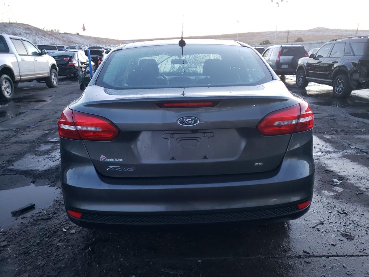 2018 FORD FOCUS SE - Image 6