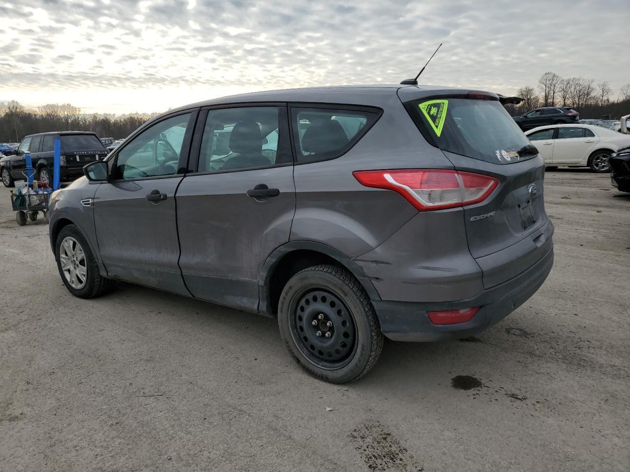 2013 FORD ESCAPE S - Image 2