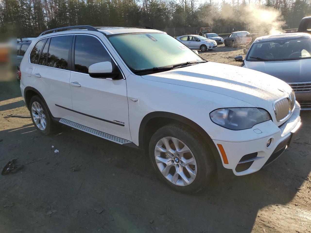 2013 BMW X5 XDRIVE3 - Image 4