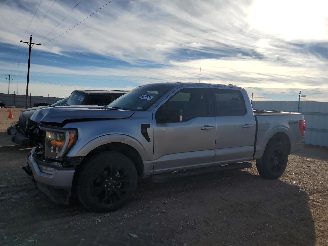 2022 FORD F-150 XLT car image