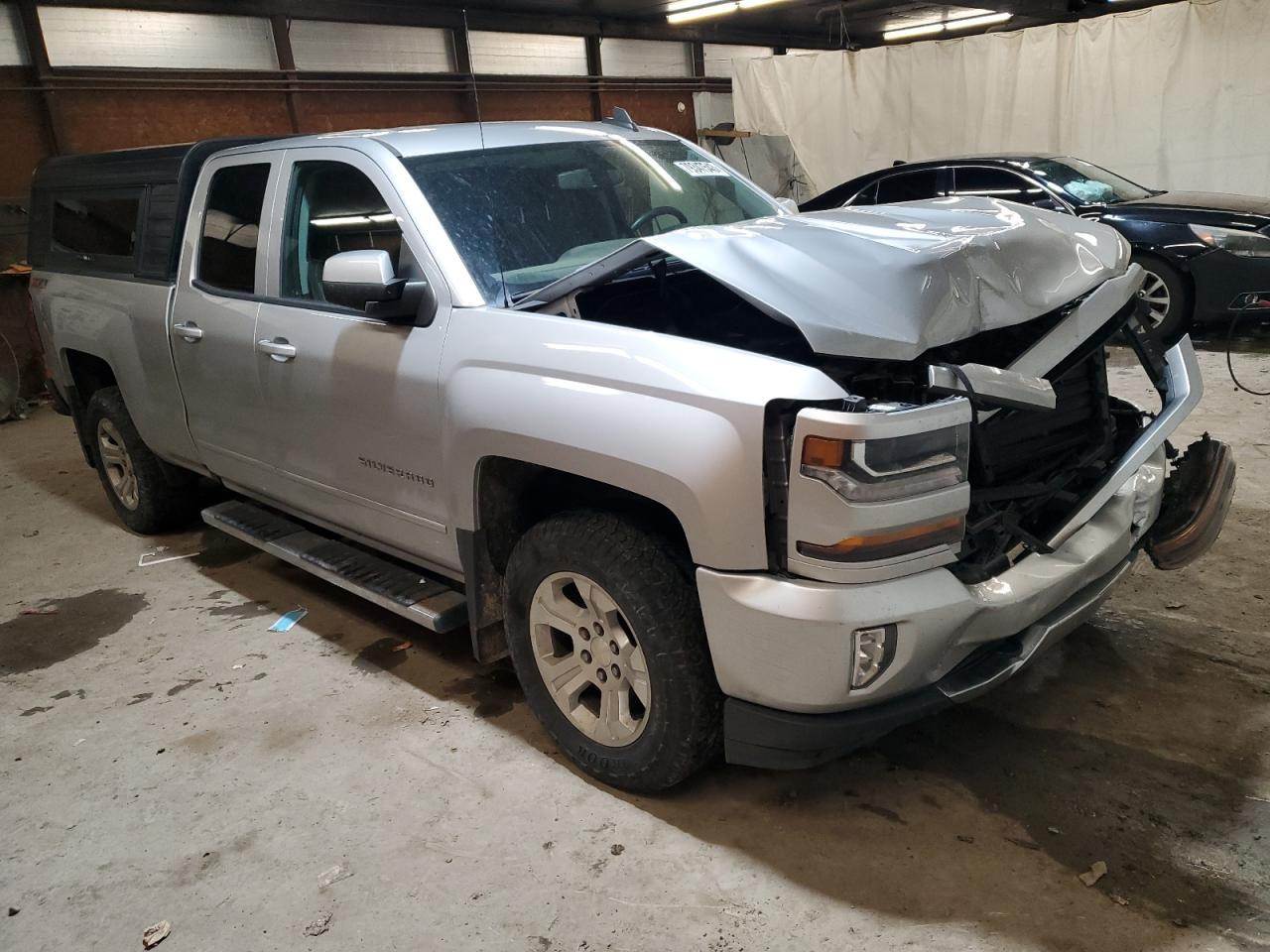 2017 CHEVROLET SILVERADO - Фото 4