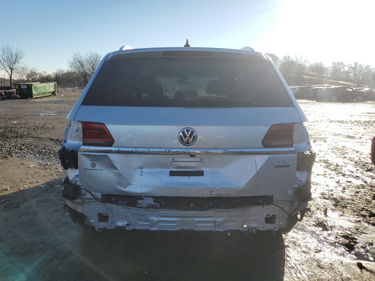 2019 VOLKSWAGEN ATLAS SE - Image 6