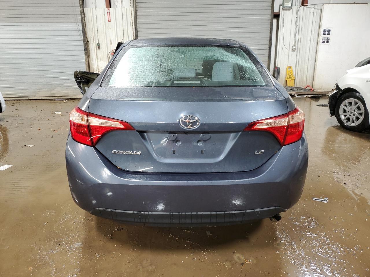 2018 TOYOTA COROLLA L - Image 6