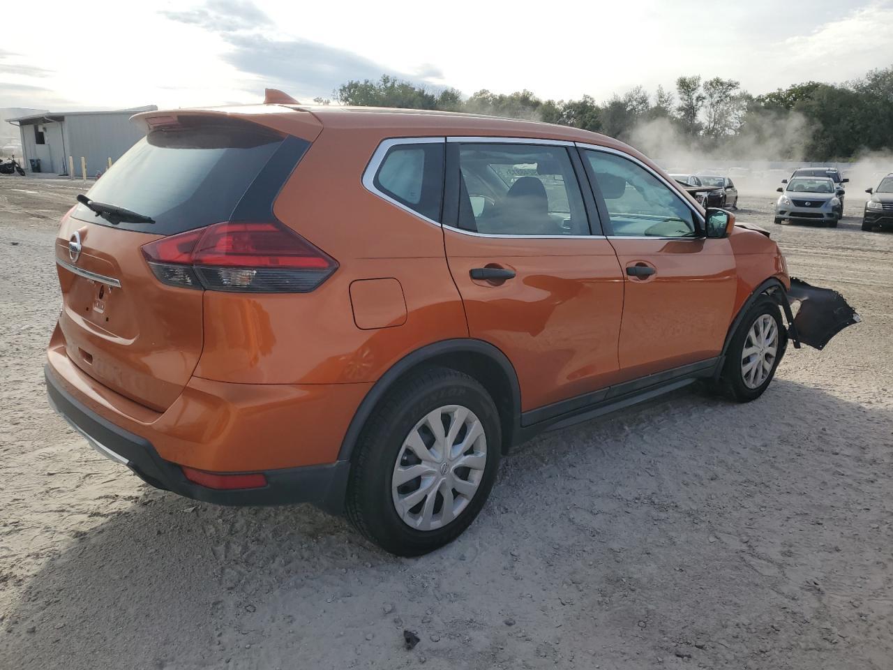 2017 NISSAN ROGUE S - Фото 3