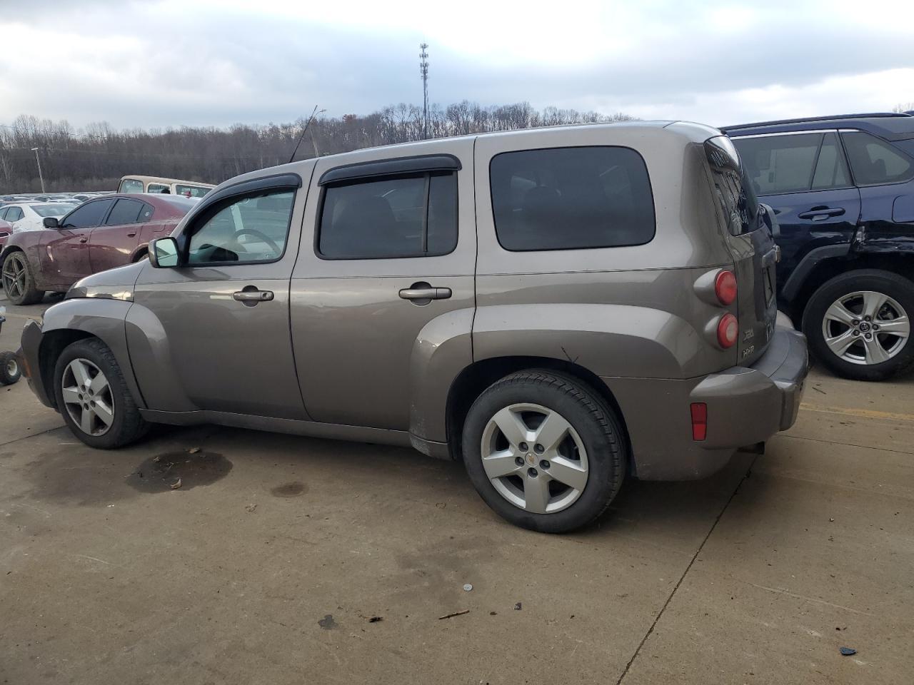 2011 CHEVROLET HHR LT - Image 2