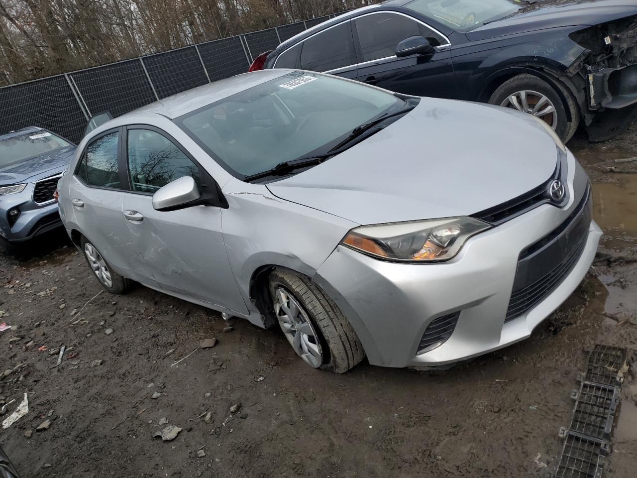 2015 TOYOTA COROLLA L - Фото 4
