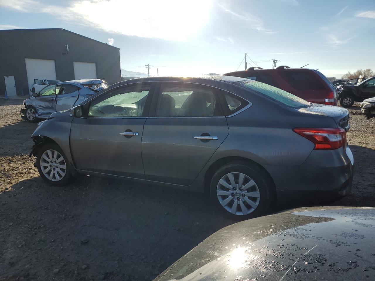 2017 NISSAN SENTRA S - Фото 2