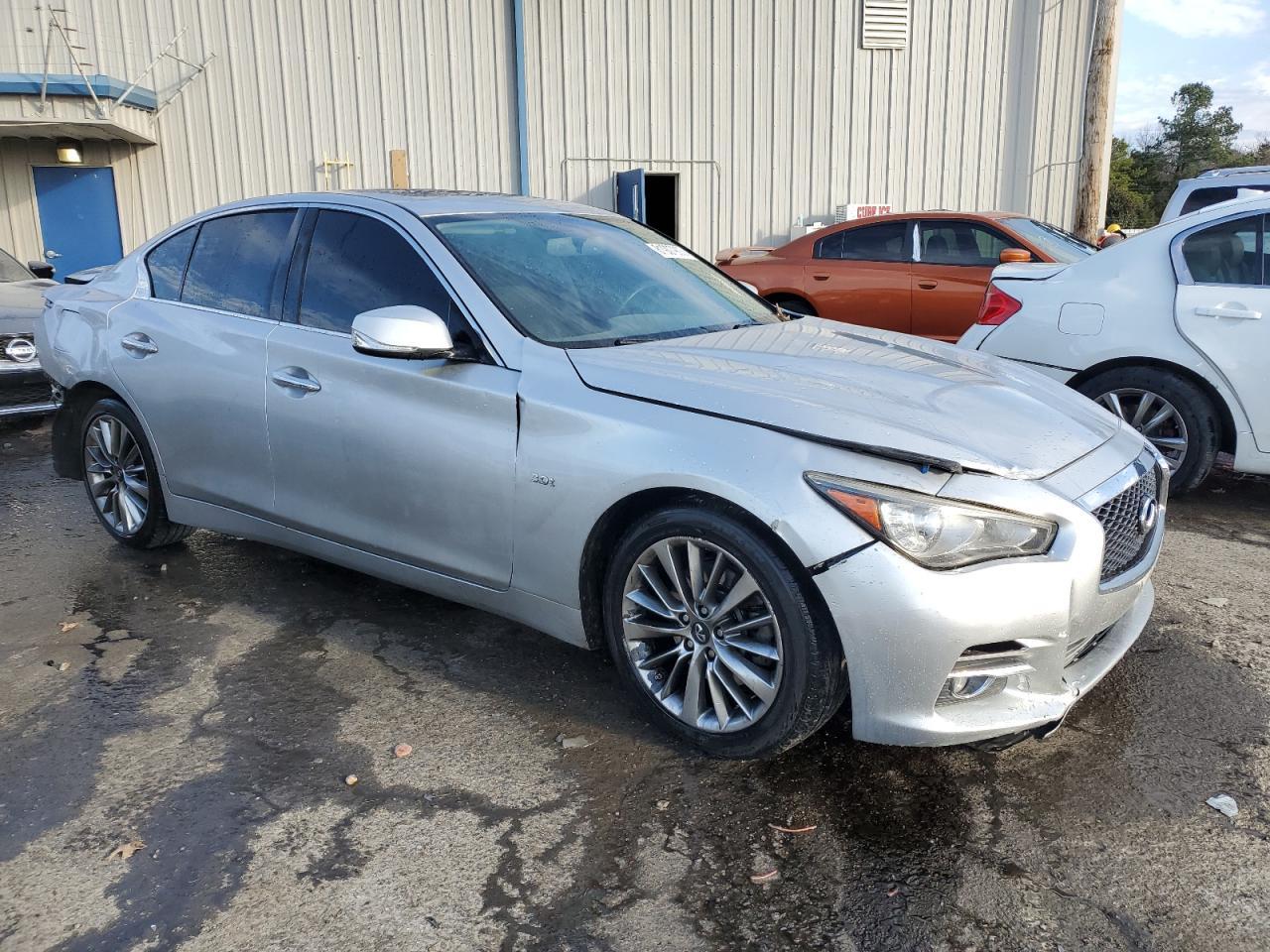 2018 INFINITI Q50 LUXE - Image 4