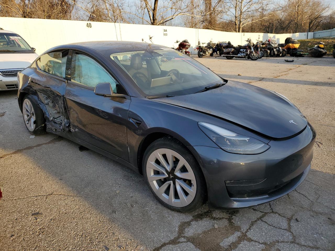 2022 TESLA MODEL 3 - Image 4