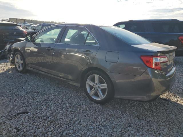2013 Toyota Camry L - Фото 2
