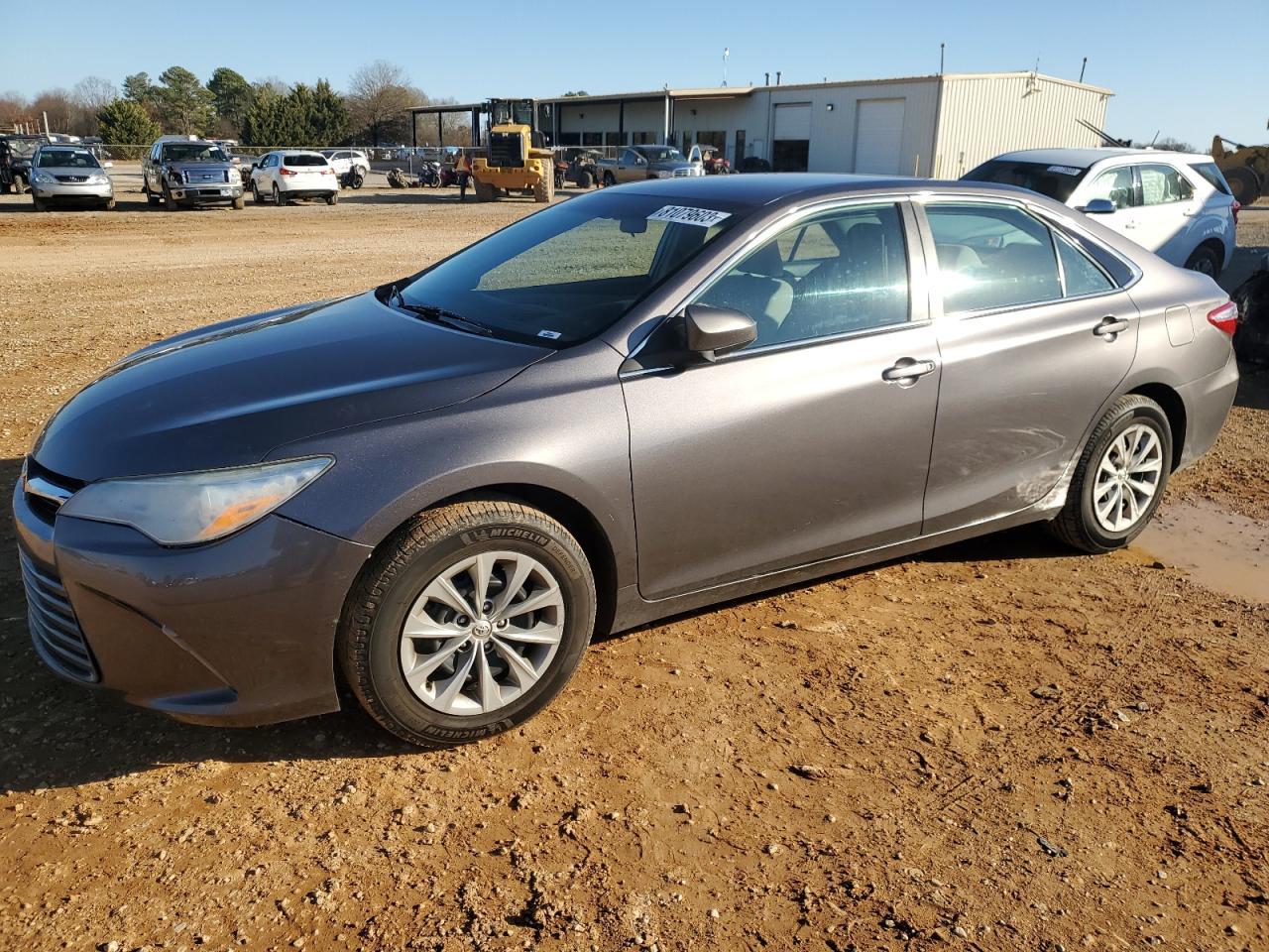 2016 TOYOTA CAMRY LE
