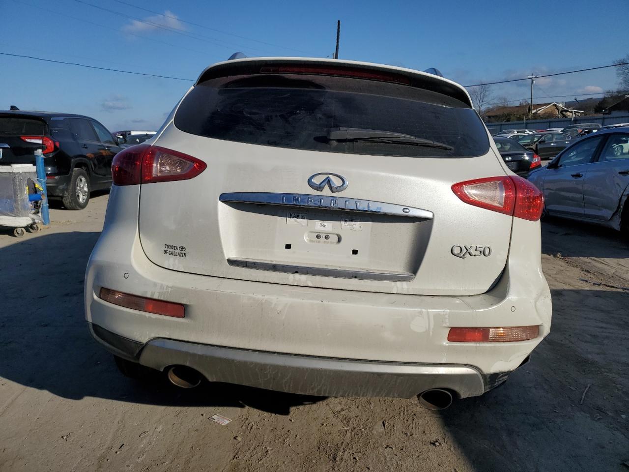 2016 INFINITI QX50 - Image 6