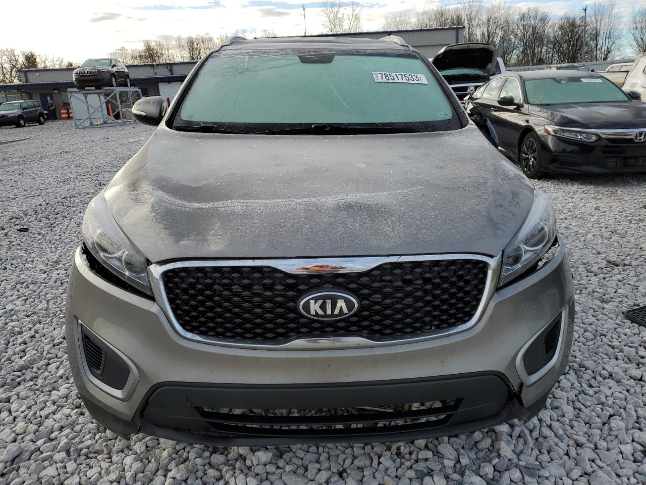 2016 KIA SORENTO LX - Image 5