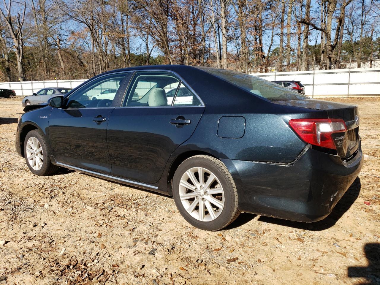 2012 TOYOTA CAMRY HYBR - Фото 2