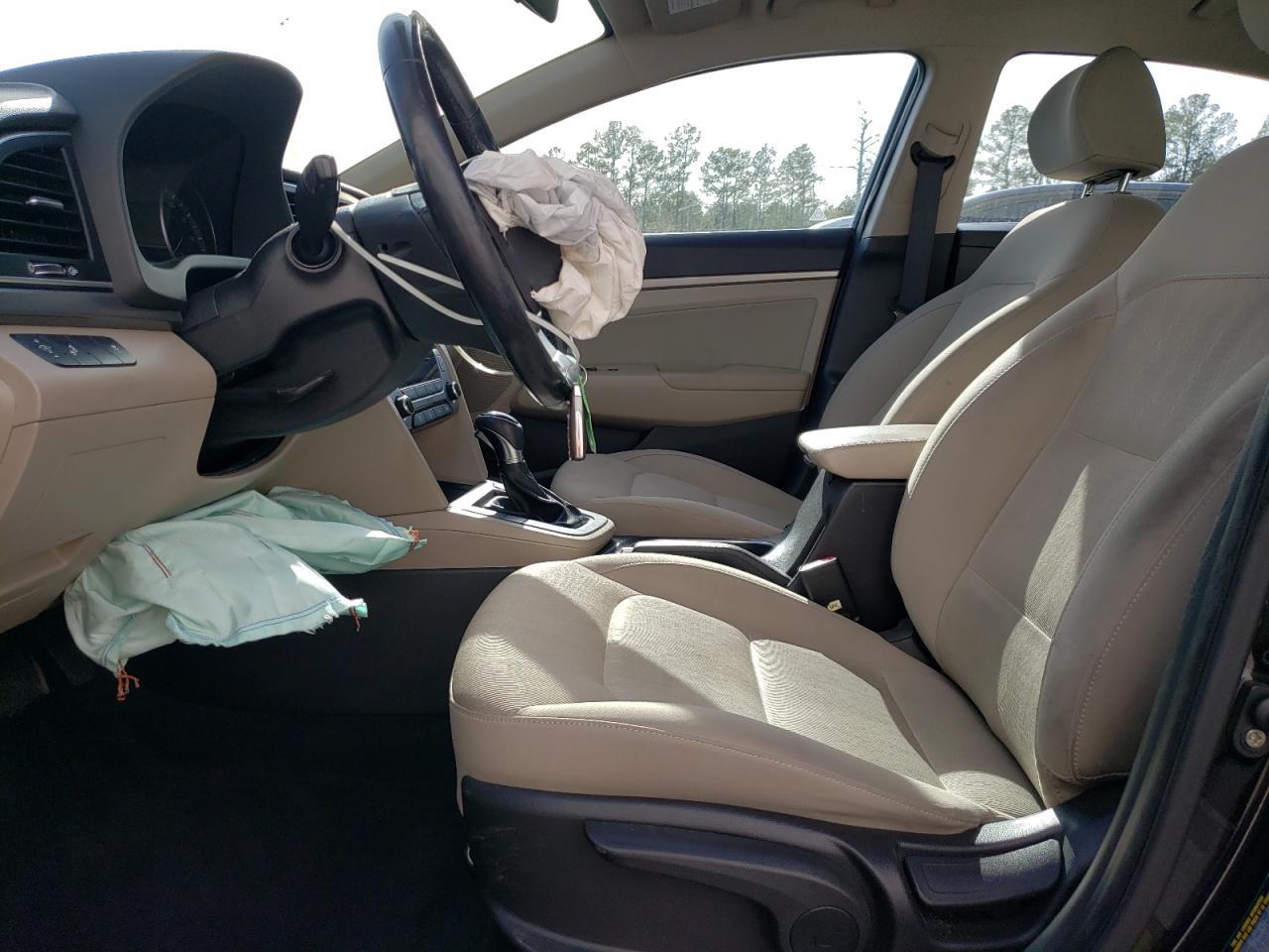 2017 HYUNDAI ELANTRA SE - Фото 7