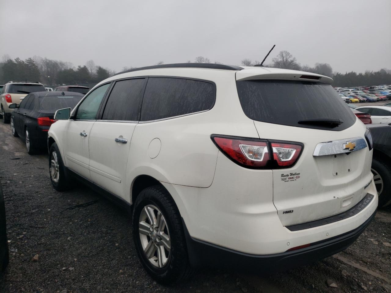 2014 CHEVROLET TRAVERSE L - Image 2