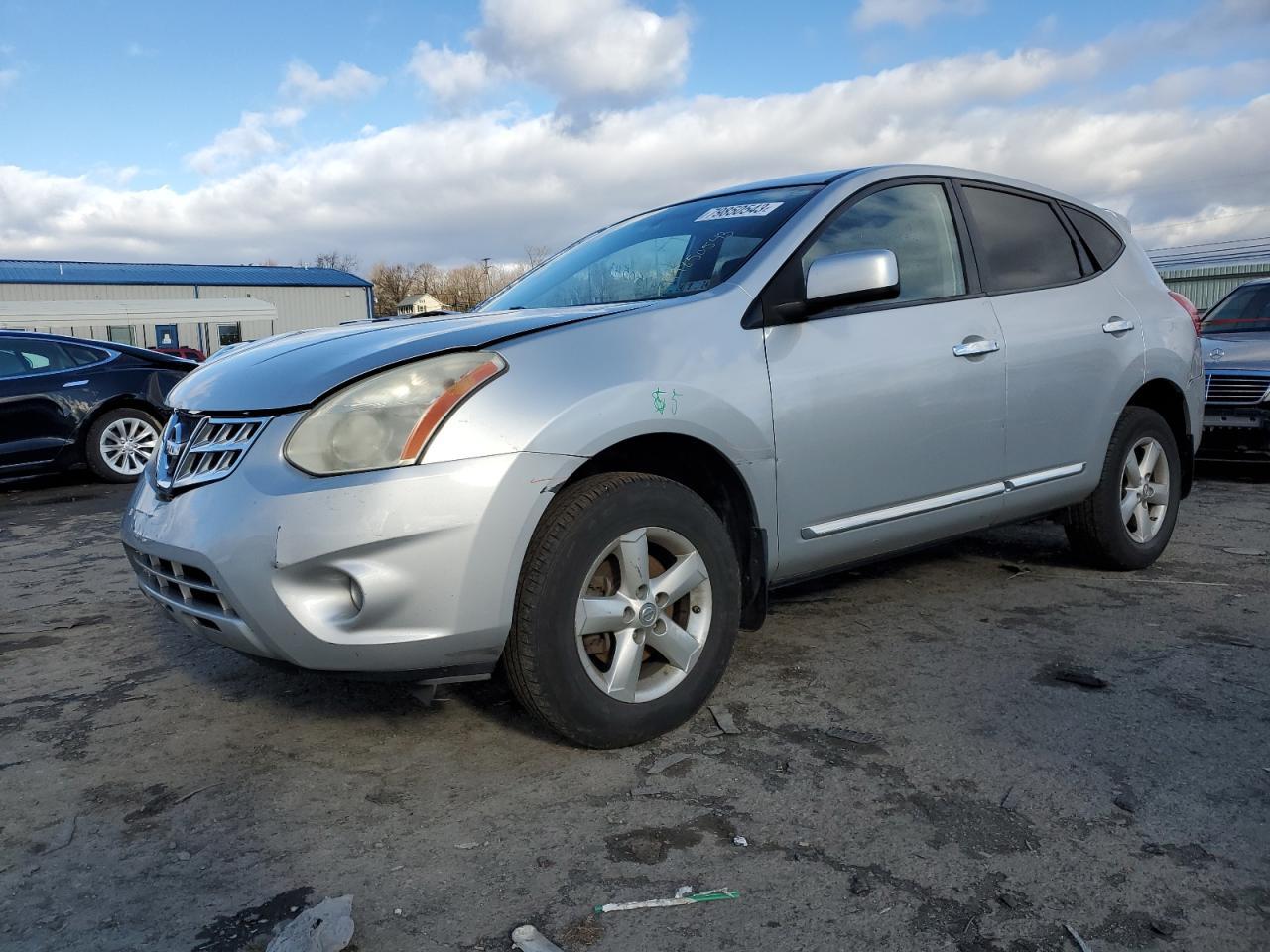 2013 NISSAN ROGUE S