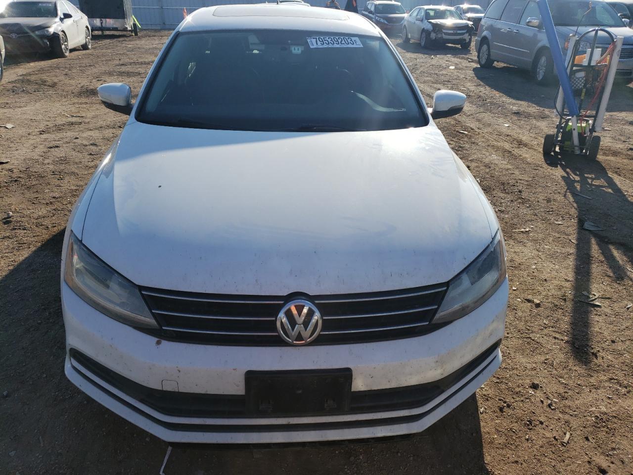 2017 VOLKSWAGEN JETTA SE - Image 5