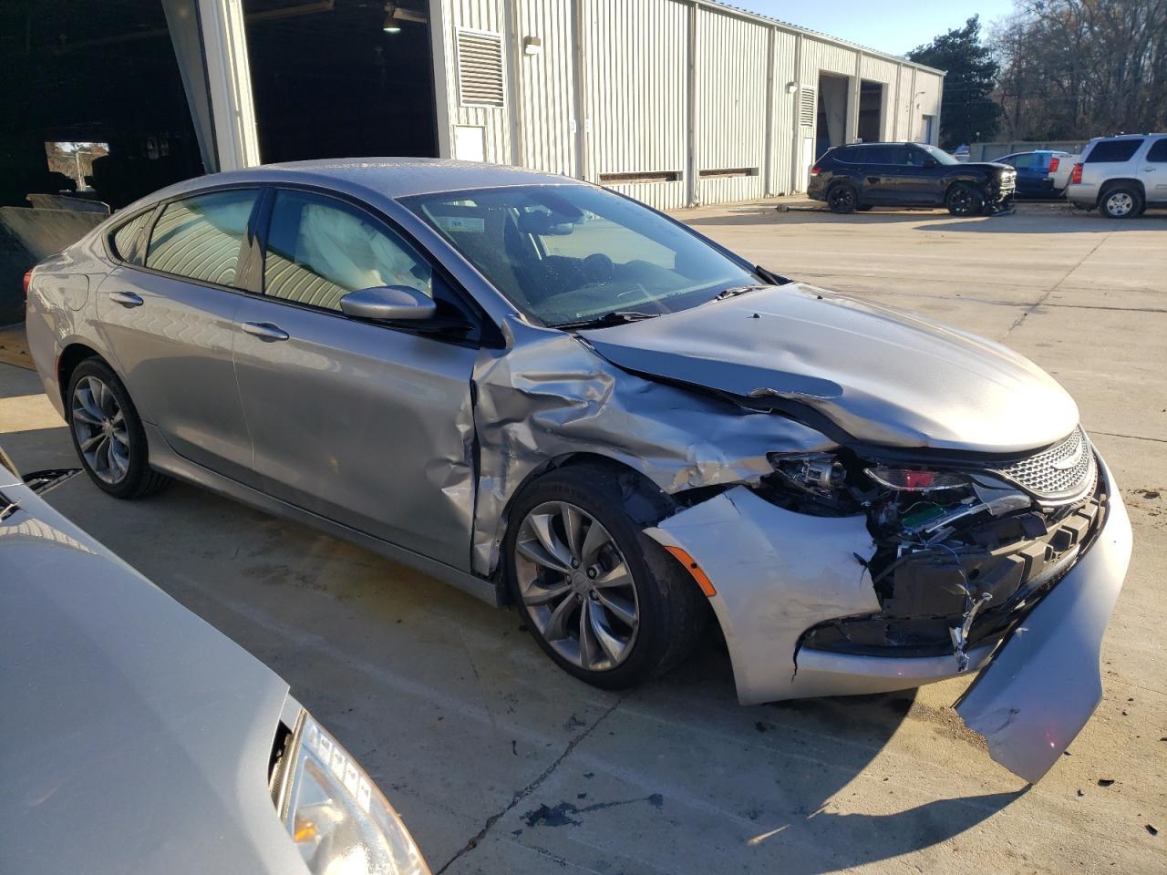 2015 CHRYSLER 200 S - Фото 4