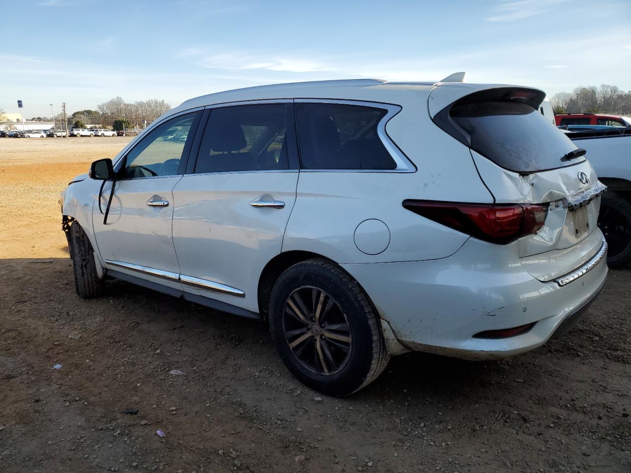 2019 INFINITI QX60 LUXE - Фото 2