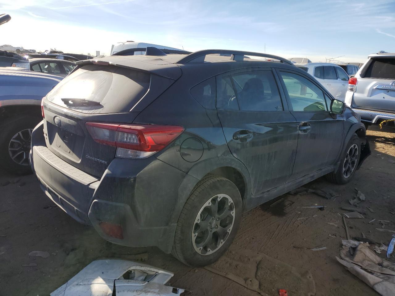 2021 SUBARU CROSSTREK - Фото 3