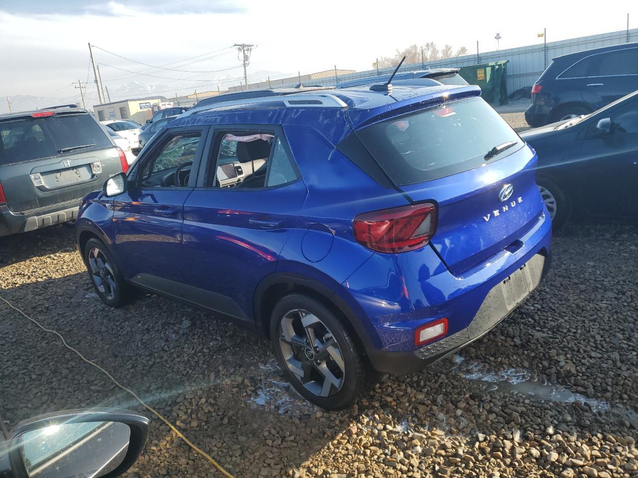 2023 HYUNDAI VENUE SEL - Image 2