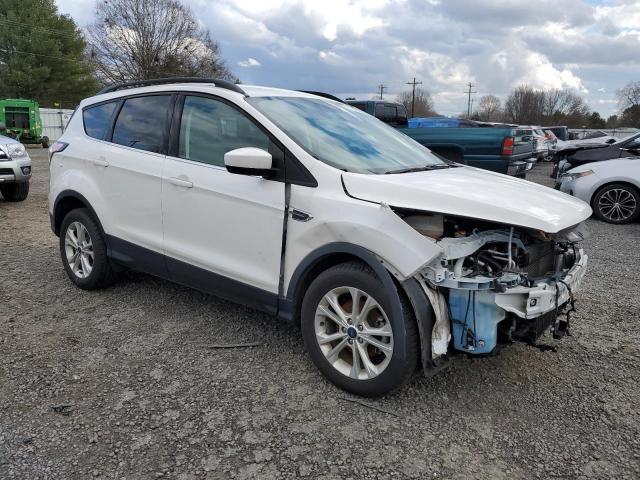 2017 Ford Escape Se - Фото 4