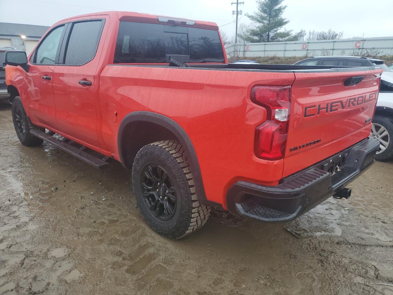 2023 CHEVROLET SILVERADO - Image 2