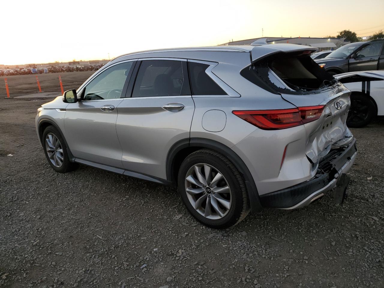 2020 INFINITI QX50 PURE - Фото 2