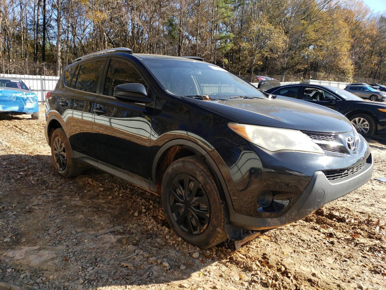 2015 TOYOTA RAV4 LE - Image 4