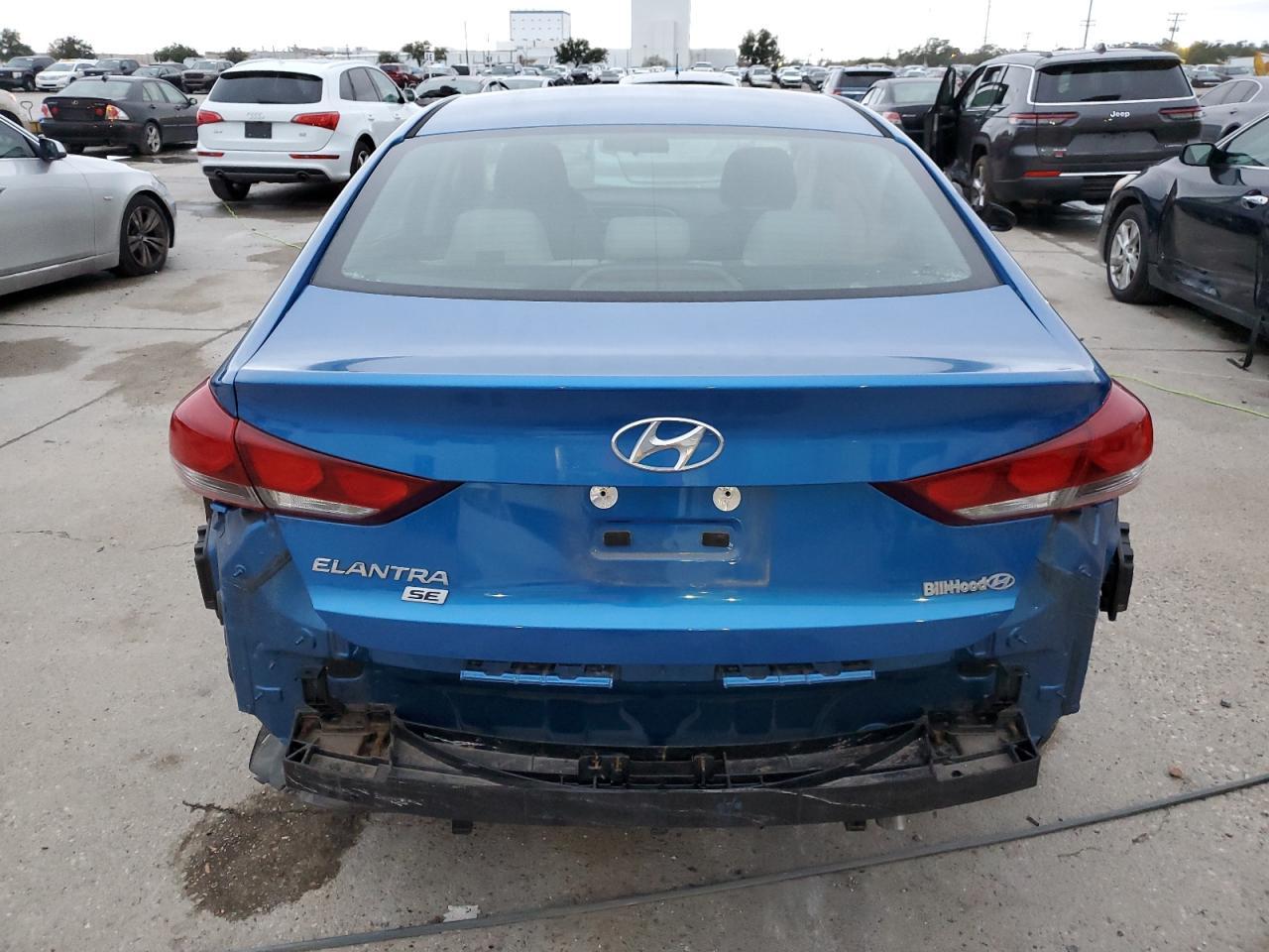 2018 HYUNDAI ELANTRA SE - Image 6