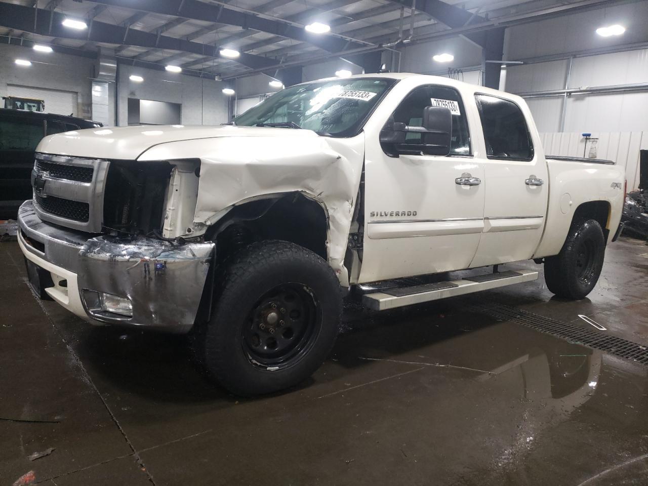 2013 CHEVROLET SILVERADO car image