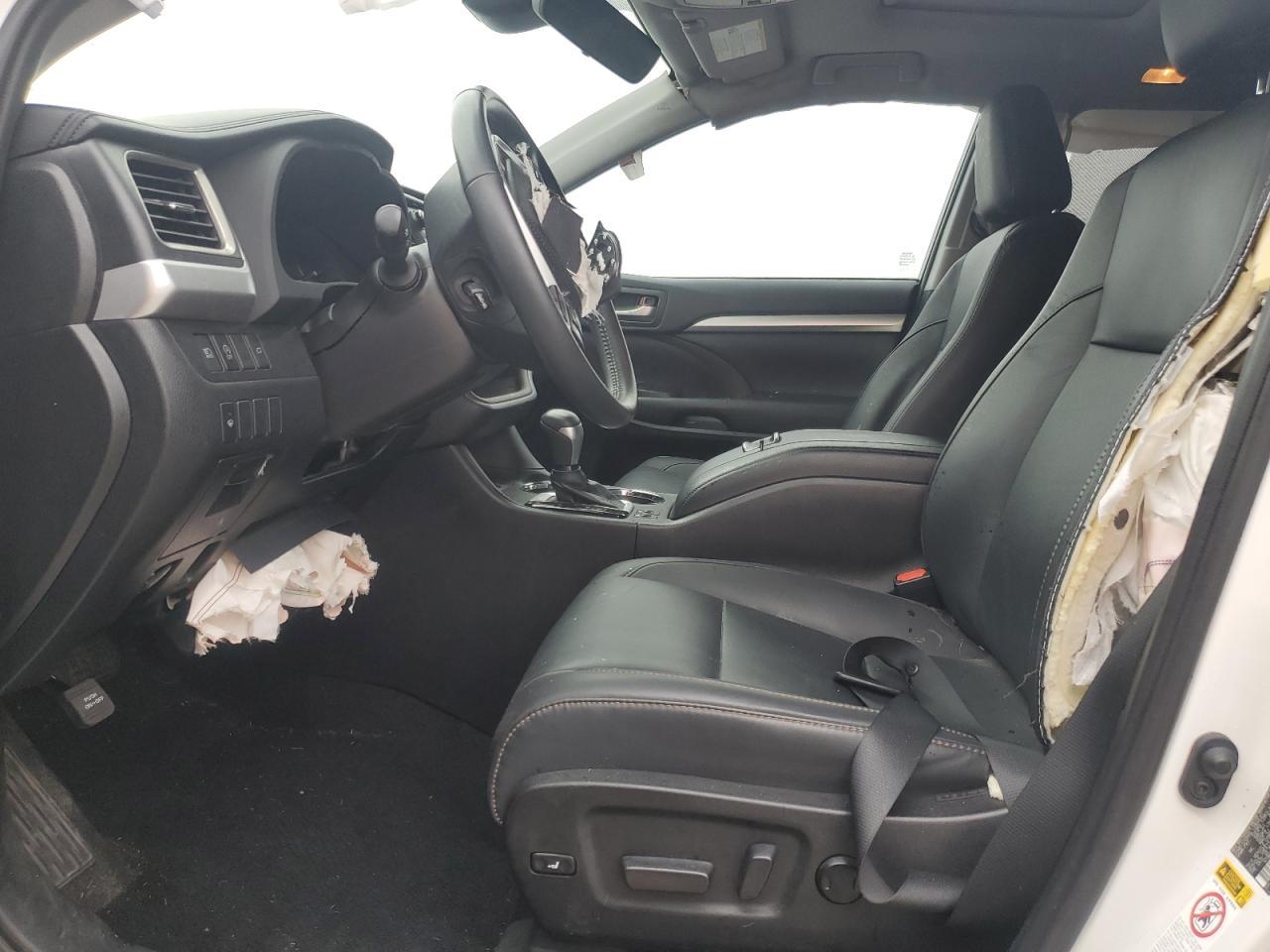 2019 TOYOTA HIGHLANDER - Image 7
