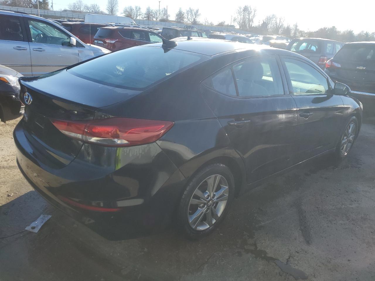 2017 HYUNDAI ELANTRA SE - Image 3